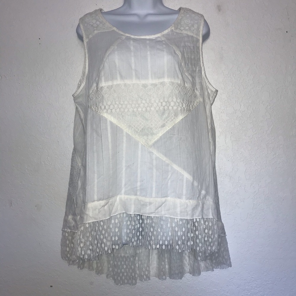 Casual Express Sleeveless Tank Top Off White Lace L